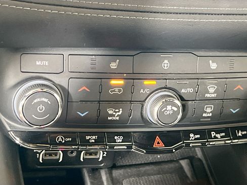 Used 2022 Dodge Durango GT AWD/4WD image 20