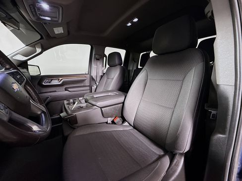 Used 2022 Chevrolet Silverado 1500 LT AWD/4WD image 11
