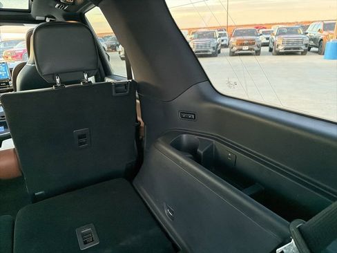 Used 2023 Lincoln Navigator Reserve image 29