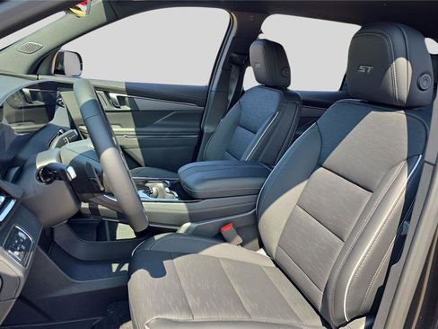 New 2026 Buick Enclave Sport Touring w/ Power Package image 11