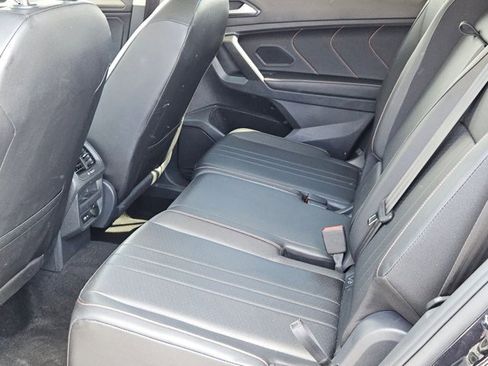 Used 2024 Volkswagen Tiguan Wolfsburg Edition image 28