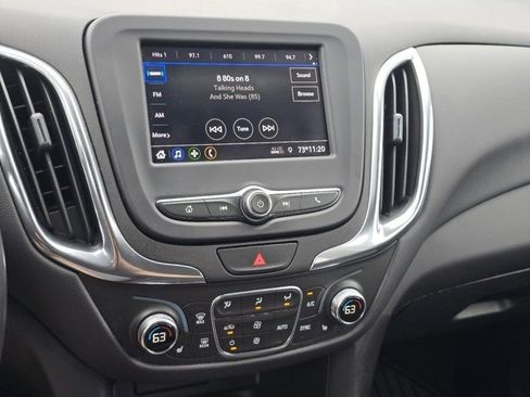 Used 2020 Chevrolet Equinox LT image 23