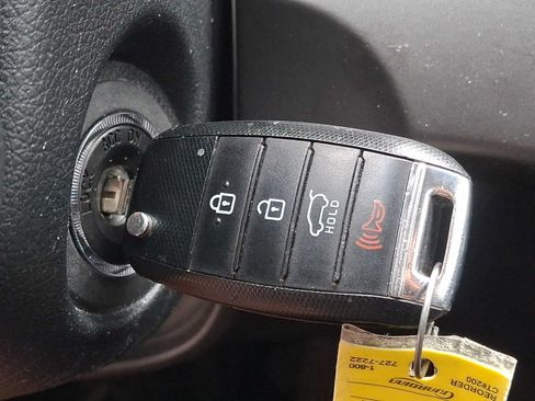 Used 2017 Kia Sportage LX AWD/4WD image 19