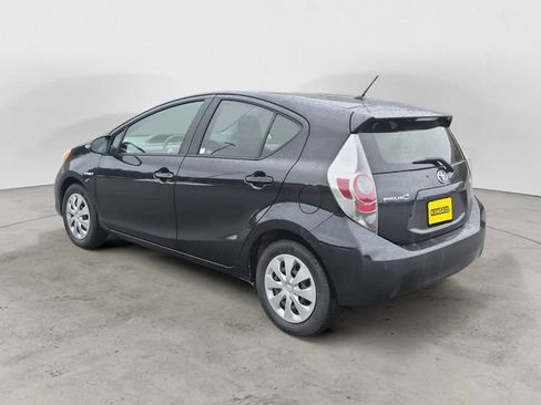 Used 2014 Toyota Prius C One FWD image 7