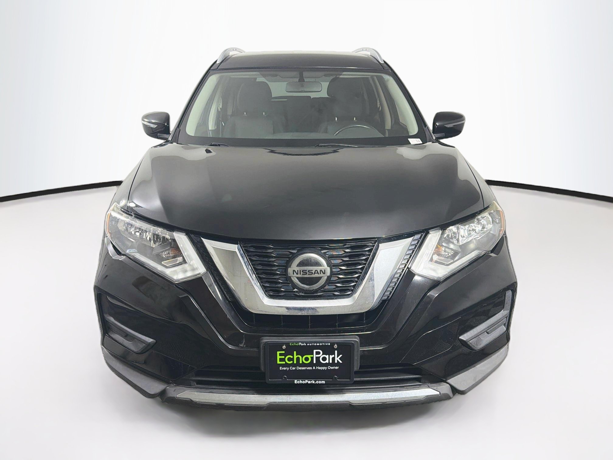 Used 2018 Nissan Rogue SV AWD/4WD image 2