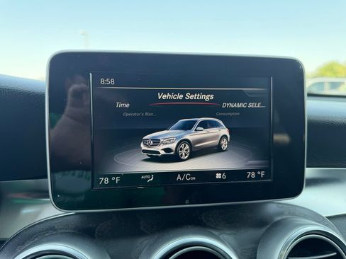 Used 2017 Mercedes-Benz GLC 300 image 10