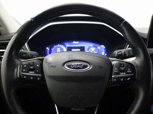 Used 2021 Ford Escape Titanium image 16