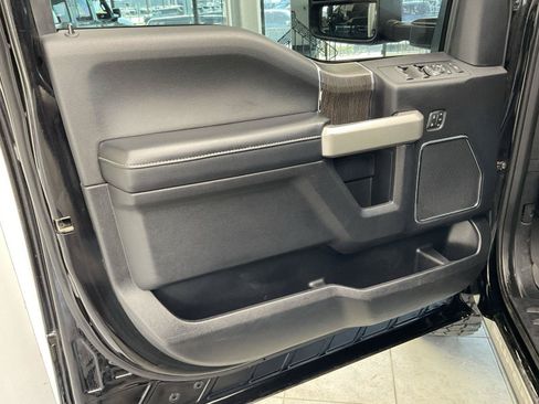 Used 2021 Ford F350 Lariat AWD/4WD image 9