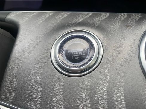 Used 2022 Mercedes-Benz E 350 4MATIC Sedan image 18