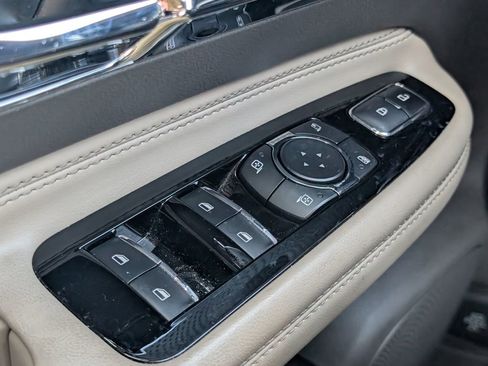 Used 2023 Lincoln Corsair Reserve w/ Equipment Group 201A image 12