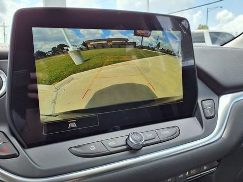 Used 2024 Chevrolet Blazer LT w/ Convenience Package FWD image 25