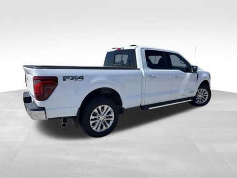 Used 2024 Ford F150 Lariat w/ FX4 Off-Road Package AWD/4WD image 7