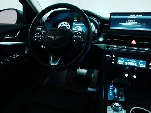 Used 2025 Genesis G70 2.5T image 44