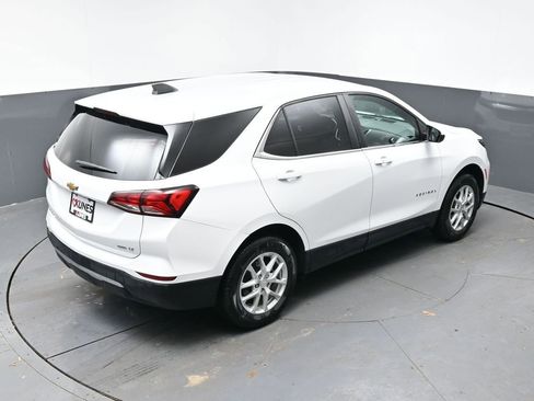 Used 2023 Chevrolet Equinox LT AWD/4WD image 37