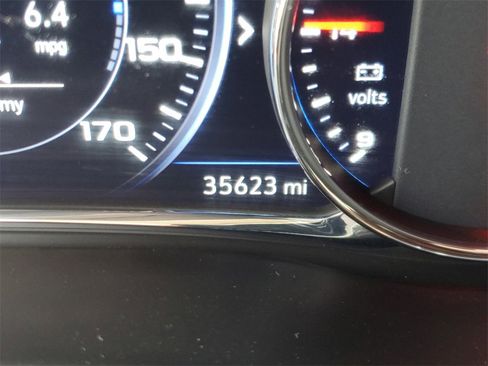 Used 2023 GMC Acadia Denali image 24