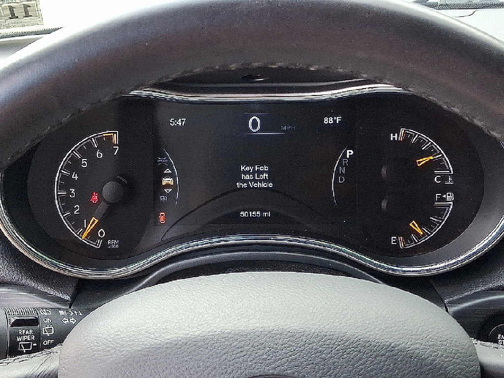 Used 2021 Jeep Grand Cherokee Laredo AWD/4WD image 20