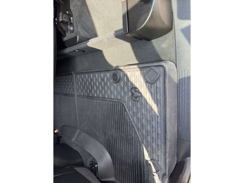 Used 2023 RAM 1500 Laramie AWD/4WD image 36