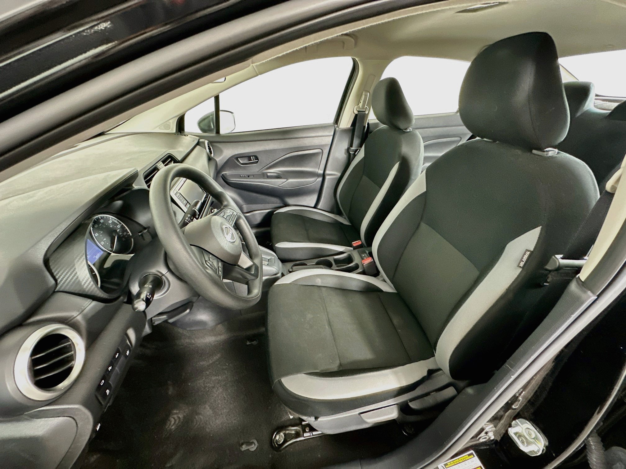 Used 2025 Nissan Versa S w/ Trunk Package FWD image 13