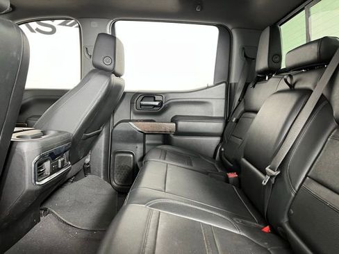 Used 2022 GMC Sierra 1500 Denali w/ Technology Package AWD/4WD image 9