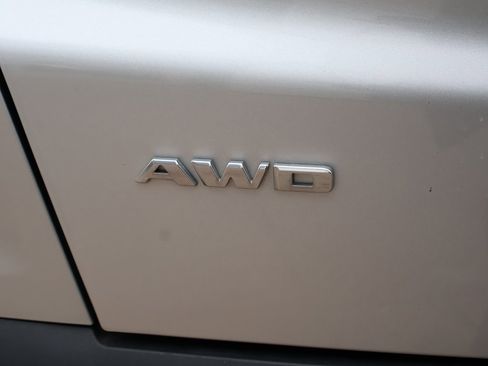 Used 2020 Cadillac XT5 Premium Luxury image 22