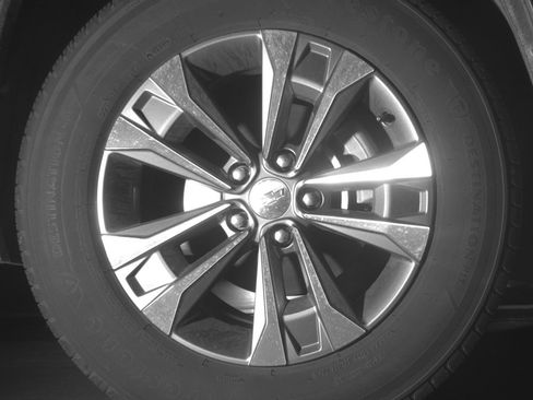 Used 2025 Chevrolet Equinox LT FWD image 13