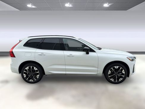 New 2026 Volvo XC60 B5 Plus w/ Protection Package Premier image 8