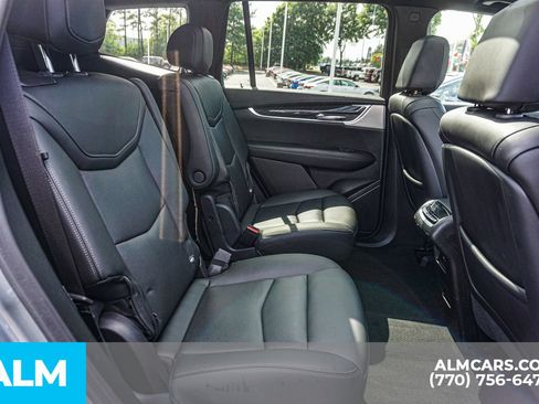 Used 2023 Cadillac XT6 Premium Luxury AWD/4WD image 26