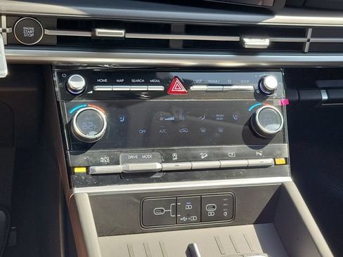 New 2026 Hyundai Santa Fe SEL FWD image 13
