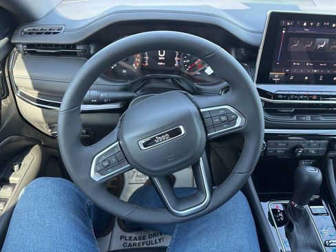 New 2026 Jeep Compass Latitude AWD/4WD image 16