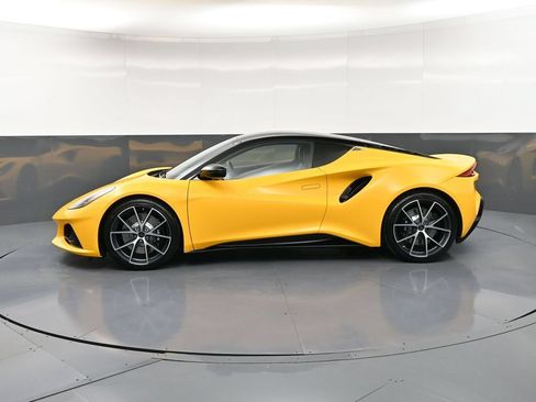 New 2026 Lotus Emira SE RWD image 2