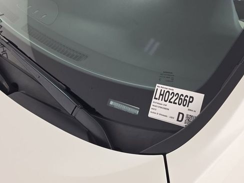 Used 2019 Nissan Leaf SL w/ SL Technology Package image 48