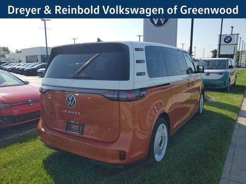 New 2025 Volkswagen ID. Buzz 1st Edition image 4