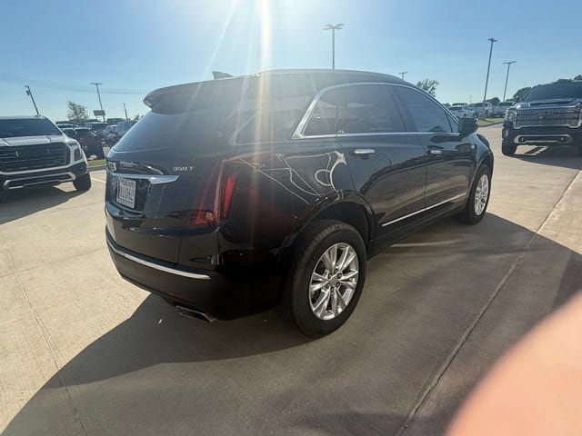 Used 2022 Cadillac XT5 Luxury FWD image 3