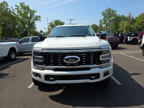 Used 2024 Ford F450 Limited w/ FX4 Off-Road Package AWD/4WD image 3