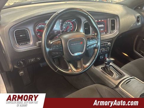 Used 2023 Dodge Charger SXT image 9