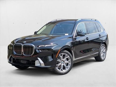 Used 2026 BMW X7 xDrive40i image 1