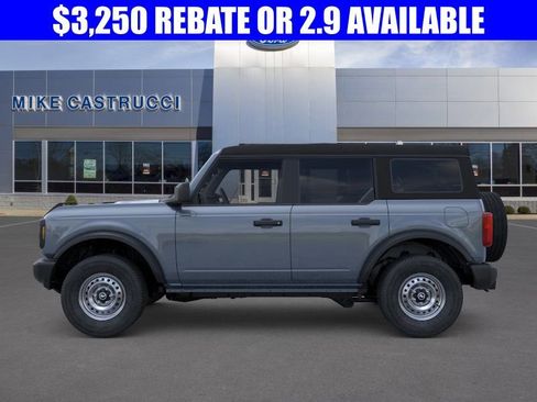 New 2025 Ford Bronco 4-Door image 3