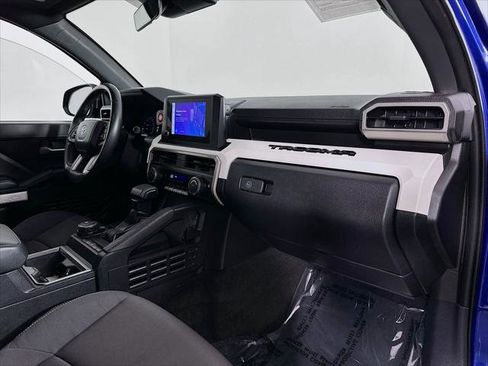 Certified 2024 Toyota Tacoma TRD Off-Road AWD/4WD image 27