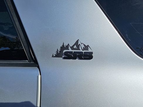 Used 2016 Toyota 4Runner SR5 Premium image 12