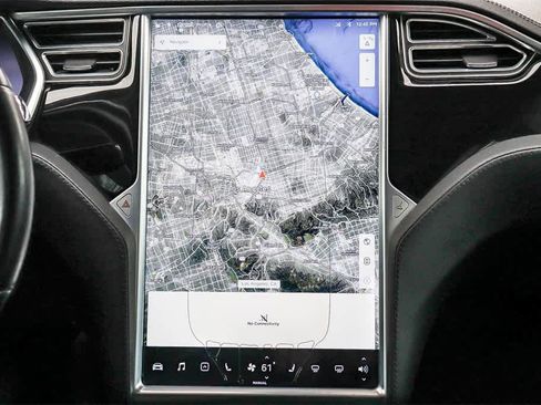 Used 2013 Tesla Model S image 13