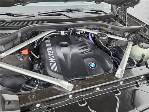 Certified 2024 BMW X7 xDrive40i image 23