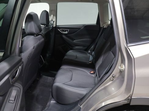 Used 2021 Subaru Forester Premium AWD/4WD image 18