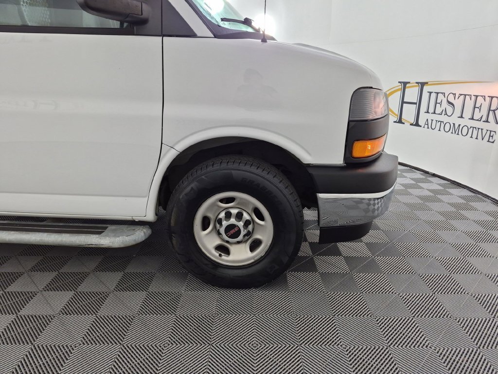 Used 2022 GMC Savana 2500 w/ Driver Convenience Package RWD image 13