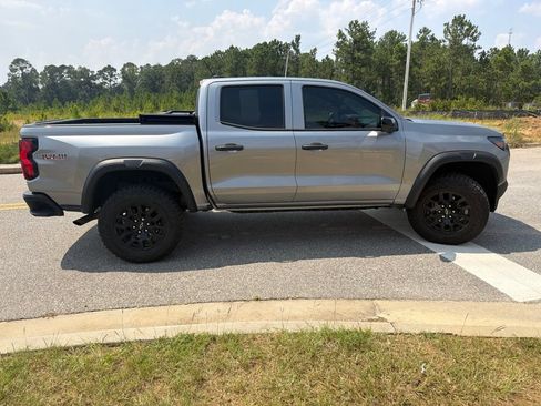 Used 2024 Chevrolet Colorado Trail Boss AWD/4WD image 8