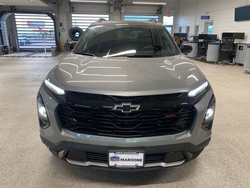 New 2026 Chevrolet Equinox RS w/ Convenience Package III AWD/4WD image 2