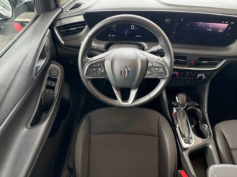 Used 2025 Buick Encore GX Preferred FWD image 18