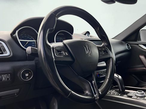 Used 2019 Maserati Ghibli S Q4 AWD/4WD image 45