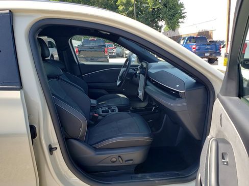 Used 2025 Ford Mustang Mach-E GT AWD/4WD image 19