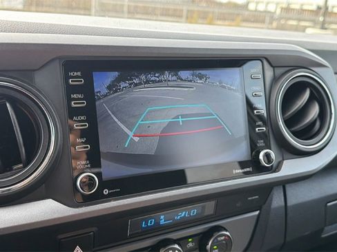 Certified 2023 Toyota Tacoma TRD Off-Road image 31