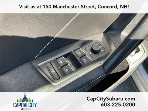 Used 2022 Volkswagen Tiguan SE R-Line AWD/4WD image 11